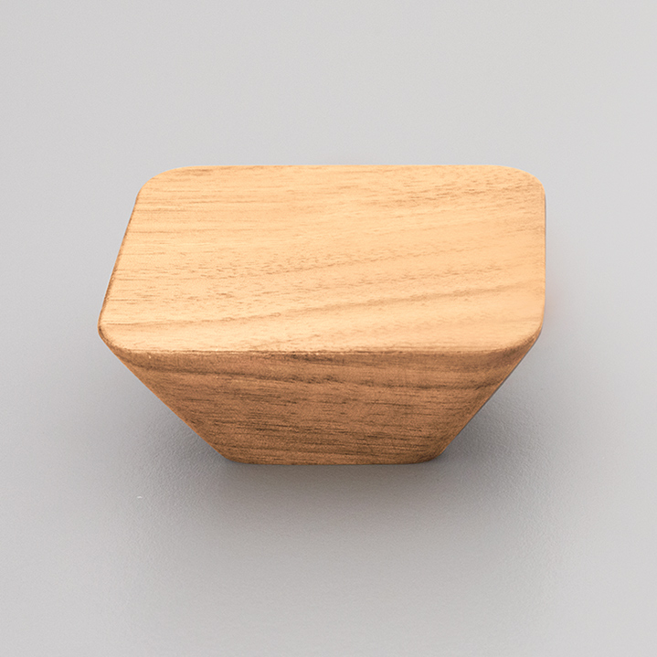 App Wood Timber Knob Oak L4311