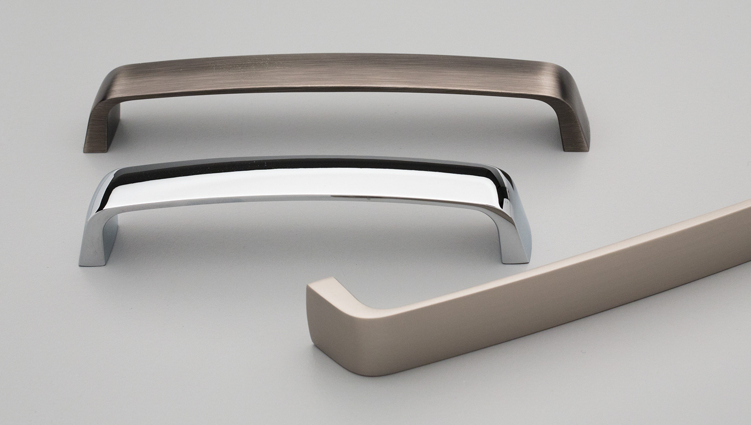 D895 CROMER curved D handle : Kethy